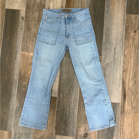 Joe's Jeans Light Wash Cropped Women's Jeans - Picture 3 of 14